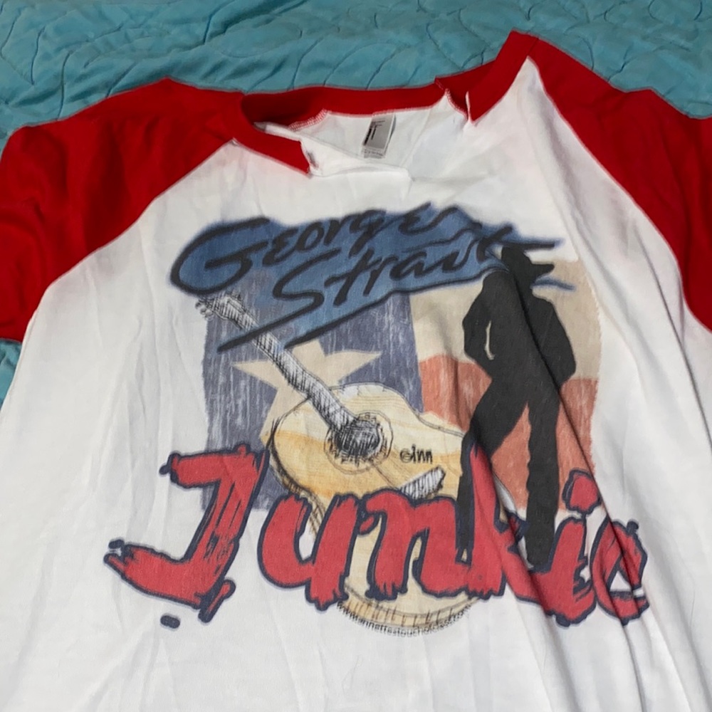 George Strait Junkie Tshirt size S